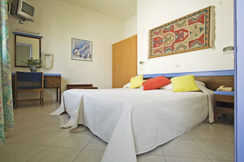 Mariette Rhodes Urban 3*